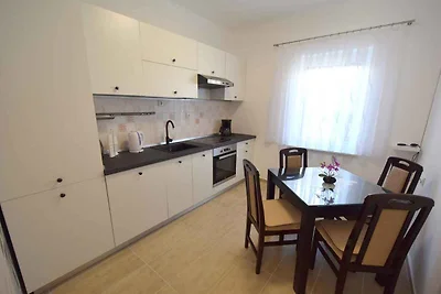 Ferienwohnung mit Terrasse und Klimaanlage