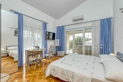 Ferienwohnung mit Gartenmöbel