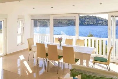 Ferienwohnung 10 m vom Meer entfernt