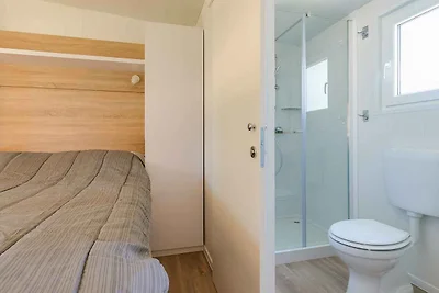 Mobilehome mit Terrasse am Pool