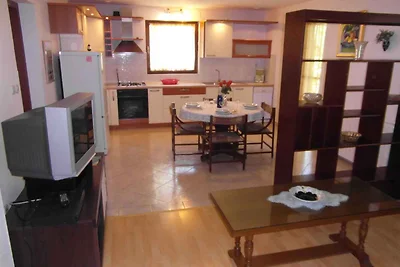 Ferienwohnung mit Terrasse und Klima