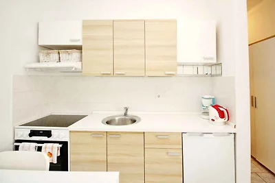 Studio mit Klimaanlage und Terrasse