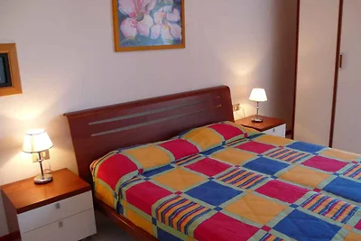 Ferienwohnung mit Klimaanlage und Balkon