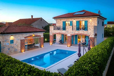 Elegante Villa Batana in Sukošan – Mediterran