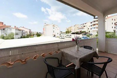 Ferienwohnung mit Klimaanlage und Balkon