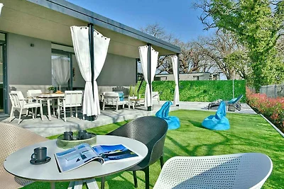 Villa mit Klimaanlage und Pool