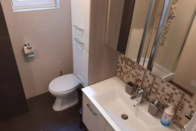 Ferienwohnung mit Terrasse und Grill