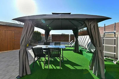 Ferienwohnung mit Klimaanlage und Fertigpool