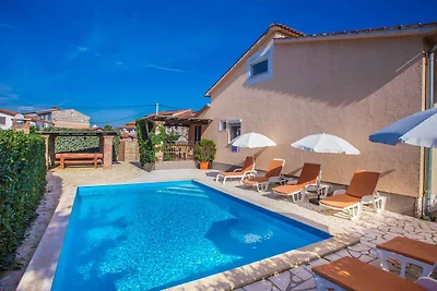 Ferienwohnung mit Poolnutzung