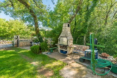 Ferienwohnung mit Klimaanlage und Grill, umge