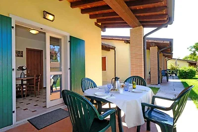 Bungalow mit Klimaanlage, Terrasse und Pool