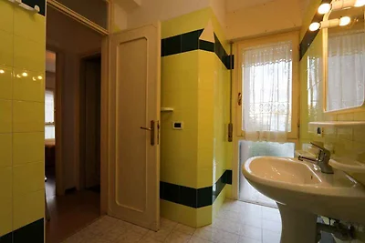 Ferienwohnung mit Klimaanlage und Balkon