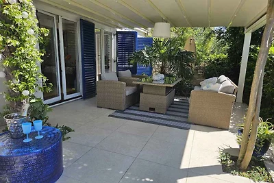 Ferienwohnung mit Terrasse und Meerblick