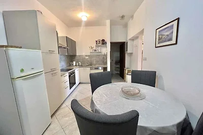 Ferienwohnung klimatisiert mit Terrasse