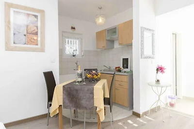 Studio mit Klimaanlage und Balkon in Vodice