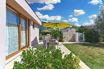 Ferienwohnung mit Klimaanlage und Terrasse