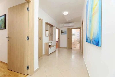 Ferienwohnung mit Klimaanlage und Garten