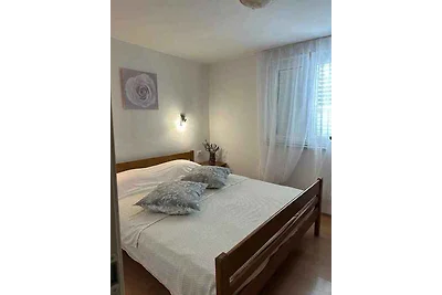 Ferienwohnung mit Balkon und Pool