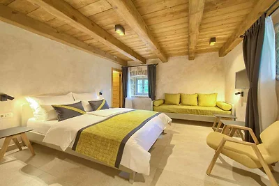 Villa mit Pool und Klimaanlage