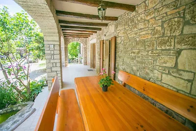 Ferienhaus mit grosser Terrasse
