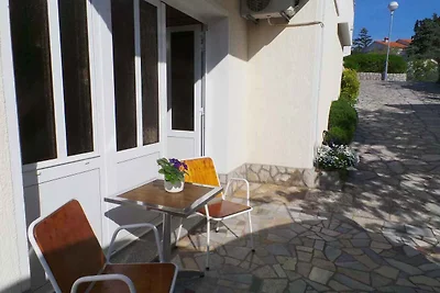 Ferienwohnung mit Grill, Garten, Klimaanlage 