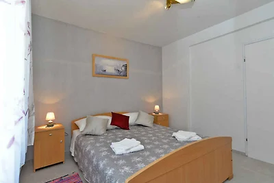 Ferienwohnung mit Klimaanlage und Terrasse