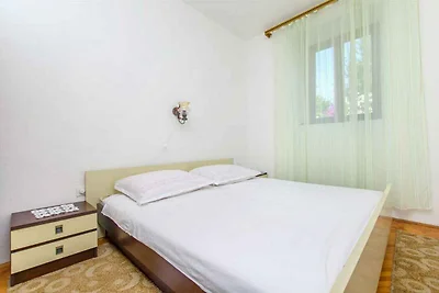Ferienwohnung mit Terrase und Klimaanlage