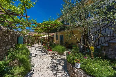 Ferienhaus mit grosser Terrasse
