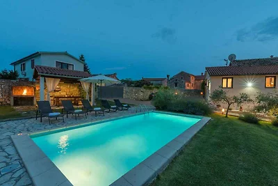 Villa mit Pool