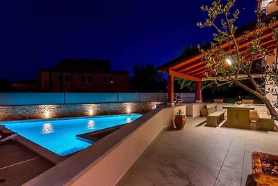 Vakantiehuis Ontspannende vakantie Pula