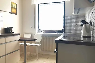Ferienwohnung geschmaksvoll eingerichtet in r