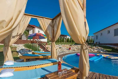 Ferienhaus mit Privatpool