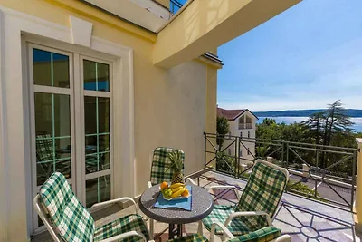 Ferienwohnung mit Balkon und Klimaanlage