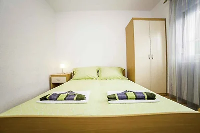 Ferienwohnung mit Pool und Klimaanlage