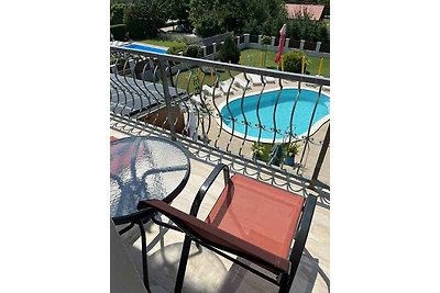 Ferienwohnung mit beheiztem Pool, Balkon Klim