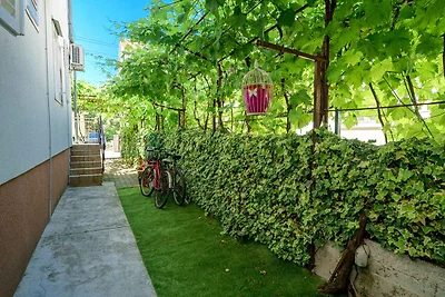 Ferienwohnung mit Balkon und Klimaanlage