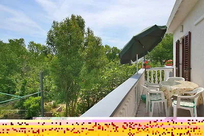 Charmante Unterkunft Mara mit grossem Balkon 