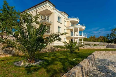 Ferienwohnung mit Pool, Klimaanlage und