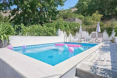 Casa de vacaciones Vacaciones de reposo Podstrana