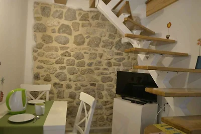Appartamento Vacanza con famiglia Cres (Isola)