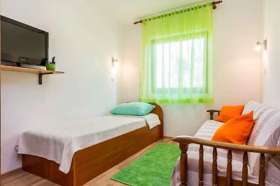 Ferienhaus mit Klimaanlage und Garten
