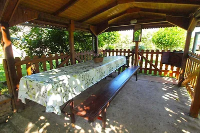 Ferienwohnung mit Garten und Grill