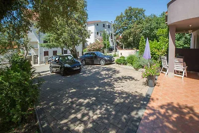Ferienwohnung mit Terrasse und Aussenpool