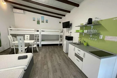 Studio in der Nähe vom Wasser mit grosser Ter