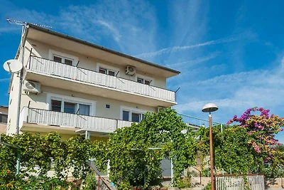 Appartamento Vacanza con famiglia Primosten
