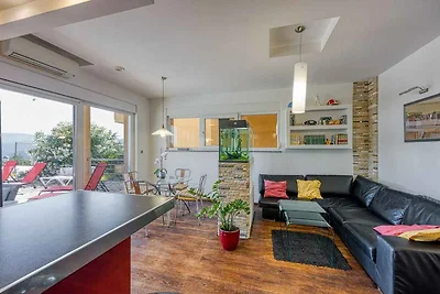 Ferienwohnung mit Klimaanlage und Pool