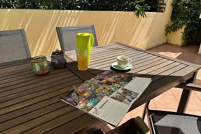Ferienwohnung mit Terrasse und Grill