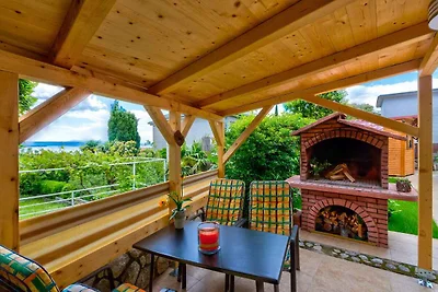 Ferienwohnung mit Grill und Terrasse