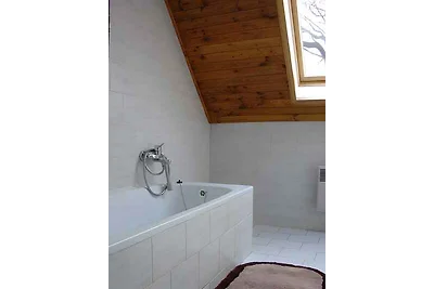 Ferienwohnung mit Blakon und Garten