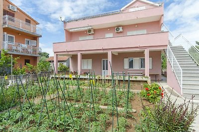 Ferienwohnung mit Klimaanlage und Terrasse